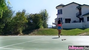 Amateur Sex Videos: Twisty Babes In Action