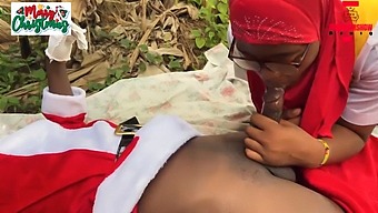 Top-Rated Nigerian Romantic Sex Scene In A Farm During Christmas. Subscribe To Red For More
