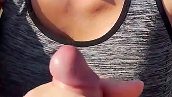 A Compilation Of Oral Sex And Facials