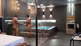 The Most Enjoyable Intercourse In A Motel Bathroom