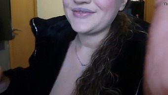 A Stunning Caucasian Woman Gives An Incredible Oral Performance While Also Smoking And Using A 9-Inch Dildo