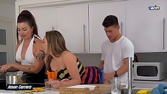 Il Migliore Amico Della Mia Ragazza È Rimasto Con Noi Per Qualche Giorno E Abbiamo Fatto L'Amore Fino A Quando Non Abbiamo Deciso Di Provare Un Trio.